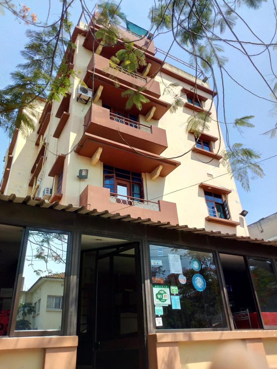 Taka-Taka Hotel Maputo Exterior photo